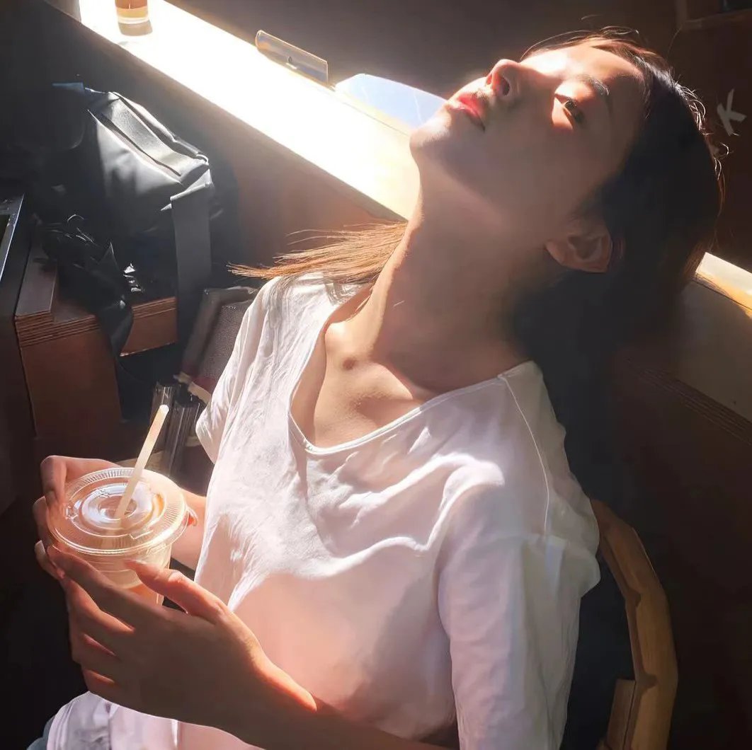 古墓蟒影血瞳苏醒